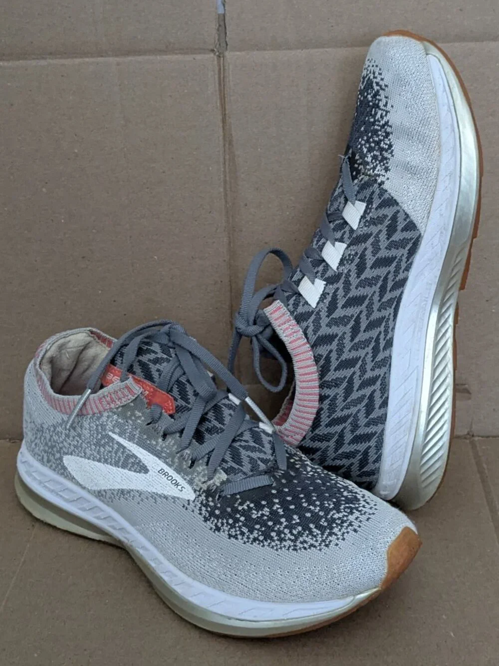 Brooks Womens Bedlam 1202721B137 Gray Running Shoes Lace Up Low Top Size 7.5